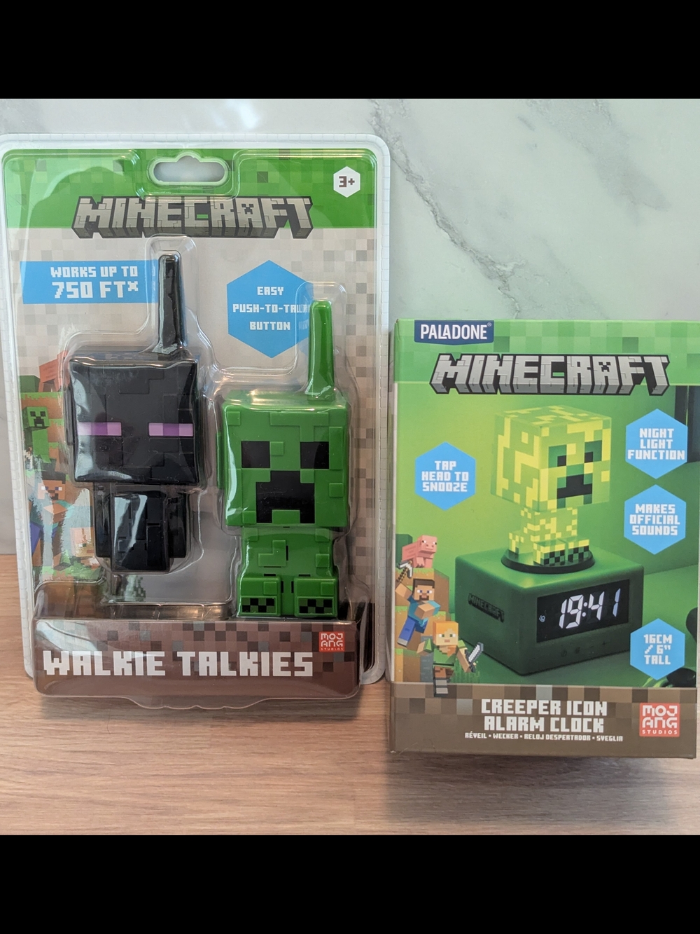 Minecraft Bundle - Walky Talkies & Night Light Creeper Clock